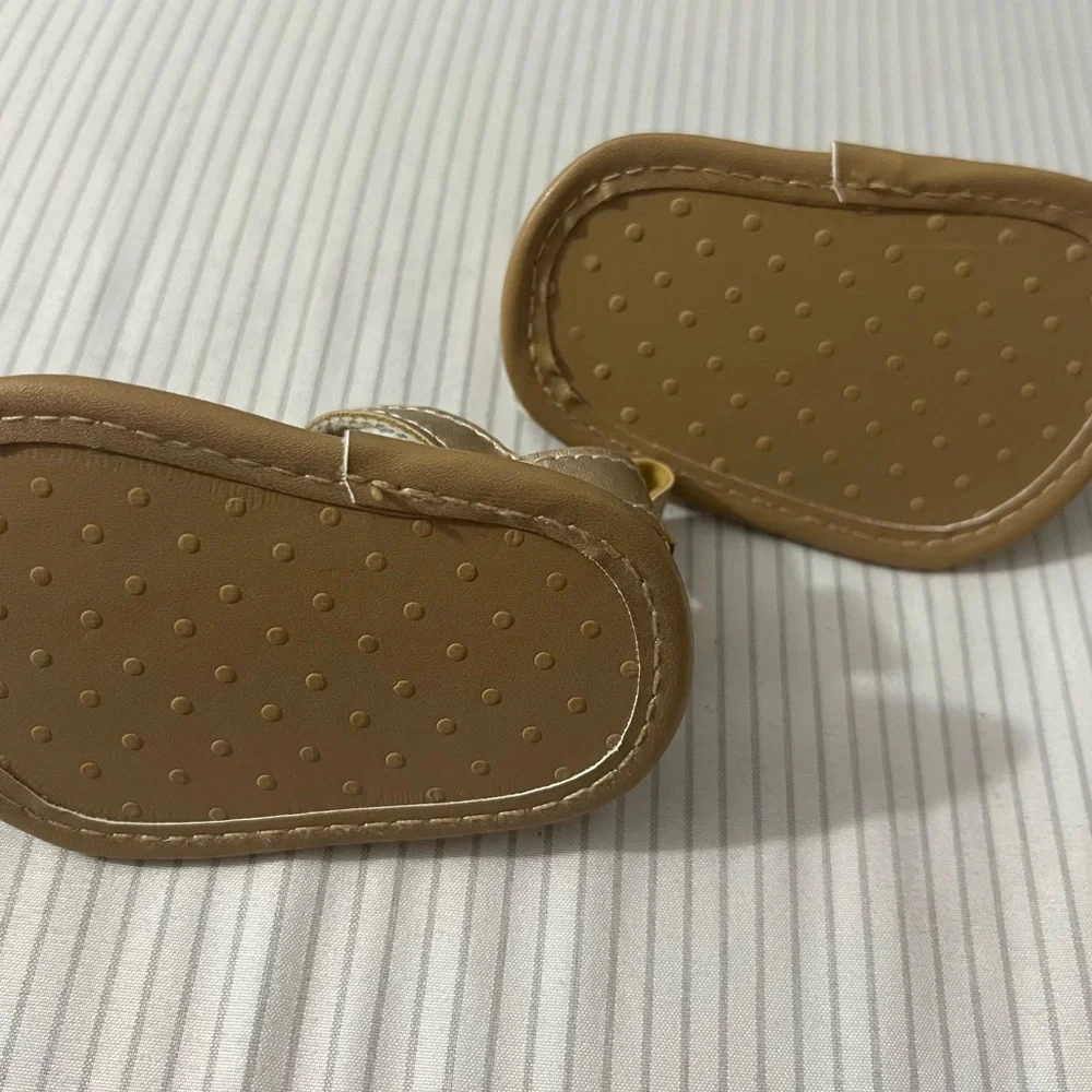 Sandals - Picture 2 of 2
